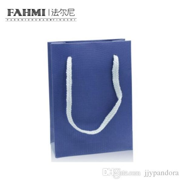 fahmi elegant jewelry gift bag bag exquisite protective bag original jewelry factory direct optional size size, Black;white
fahmi elegant jewelry gift bag bag exquisite protective bag original jewelry factory direct optional size size, Black;white
