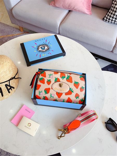 exquisite female bag 2020 new ladies fashion cute little strawberry wallet ladies messenger bags clutch bag wallet mobile phone bag
exquisite female bag 2020 new ladies fashion cute little strawberry wallet ladies messenger bags clutch bag wallet mobile phone bag