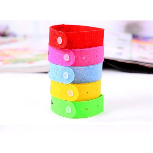 15pcs mosquito repellent bracelet summer environmental protection silicone capsule bracelet child safety belt mosquito killer
15pcs mosquito repellent bracelet summer environmental protection silicone capsule bracelet child safety belt mosquito killer