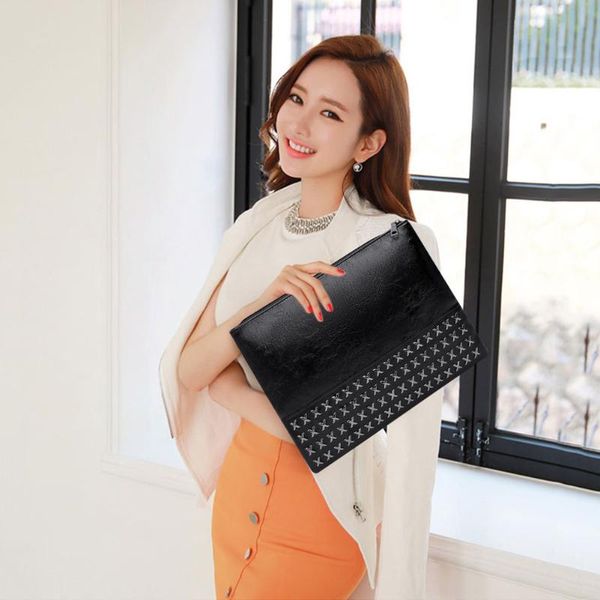 square rivet clutch women casual purse soft pu leather handbag money phone pouch zipper coin purse cards id holder
square rivet clutch women casual purse soft pu leather handbag money phone pouch zipper coin purse cards id holder