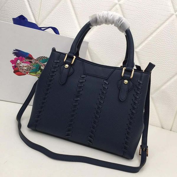 designer handbags paa genuine leather women handbag fashion totes purse bag real leather purses ladies handbag
designer handbags paa genuine leather women handbag fashion totes purse bag real leather purses ladies handbag