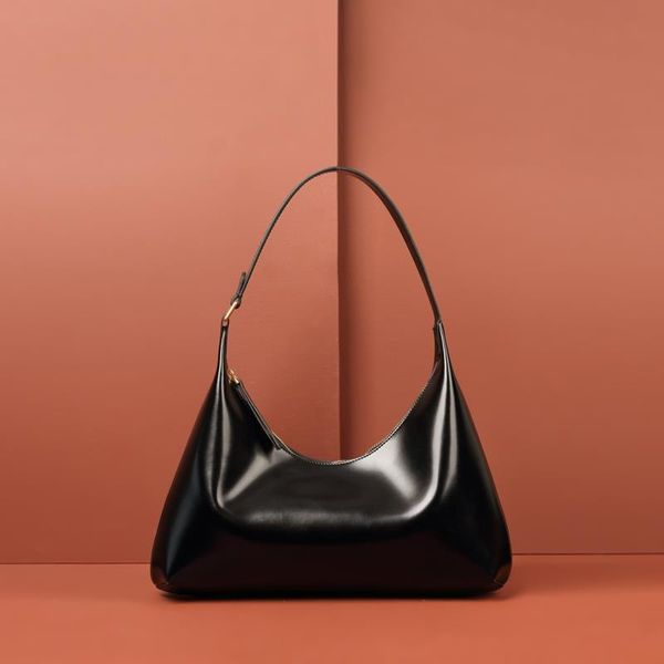 19 niche retro amber crescent bag leather tote shoulder bag glossy leather portable half moon underarm
19 niche retro amber crescent bag leather tote shoulder bag glossy leather portable half moon underarm
