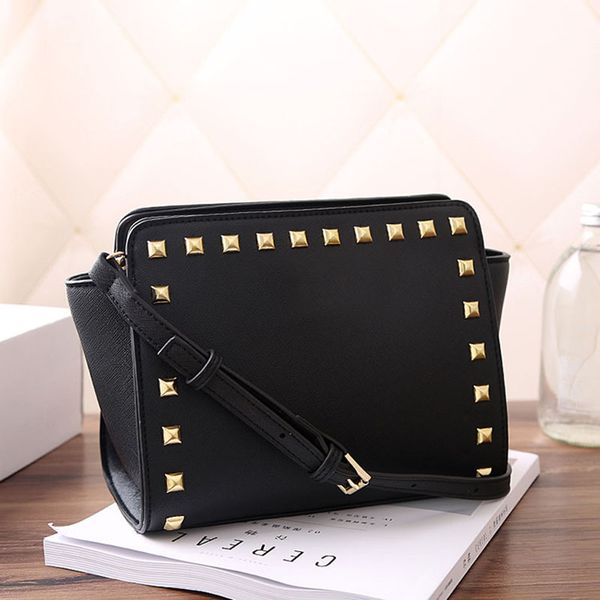 manufacturers wholesale designer women shoulder bag luxury handbags purses rivet cross pattern shoulder bag pu handbags lady crossbody
manufacturers wholesale designer women shoulder bag luxury handbags purses rivet cross pattern shoulder bag pu handbags lady crossbody