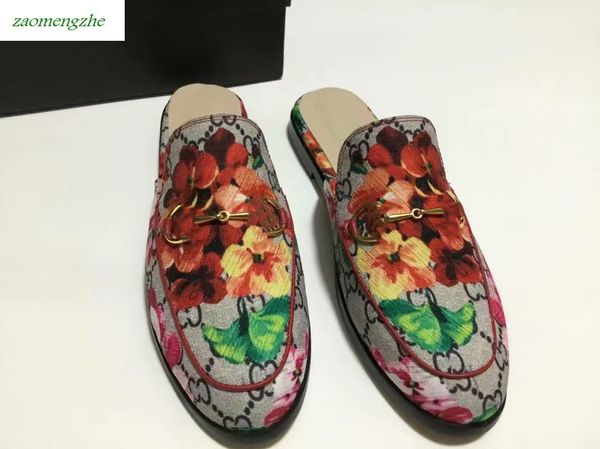 princetown men and womenfour seasons slippers designer classic slippery metal buckle beach slippers soft lazy slippers lovers shoes36-45, Black
princetown men and womenfour seasons slippers designer classic slippery metal buckle beach slippers soft lazy slippers lovers shoes36-45, Black