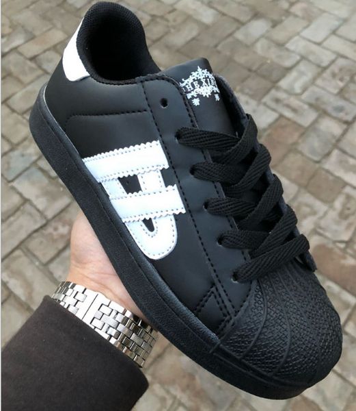 2020 superstar white gold black red superstars 80s pride sneakers super star walking shoes women men casual sport shoes
2020 superstar white gold black red superstars 80s pride sneakers super star walking shoes women men casual sport shoes