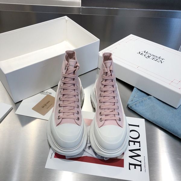 2020 latest couple fashion luxury casual sports low-shoes jogging shoes basketball high shoes pink, Black 
2020 latest couple fashion luxury casual sports low-shoes jogging shoes basketball high shoes pink, Black