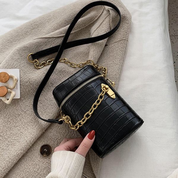 crocodile mini pouch 2020 new women cylindrical messenger bag chain link bucket crossbody shoulder bag girl phone
crocodile mini pouch 2020 new women cylindrical messenger bag chain link bucket crossbody shoulder bag girl phone