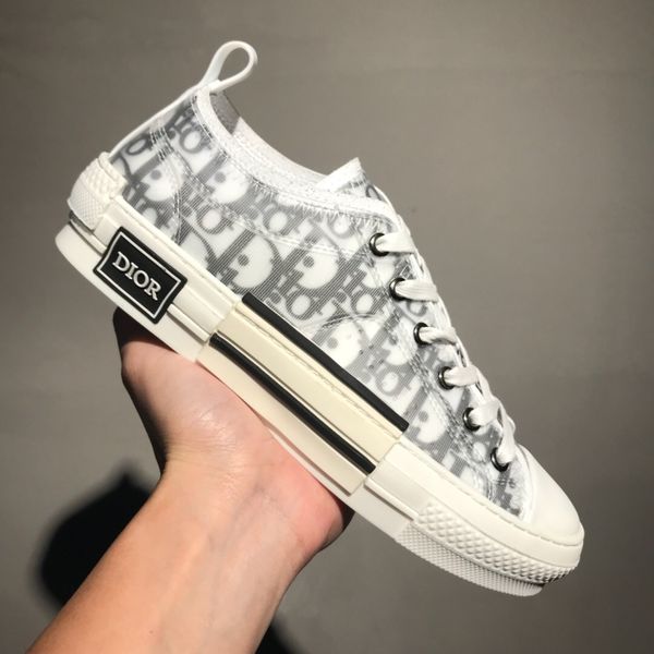 Newest 19SS Luxury Mens Designer Shoes OBLIQUE Homme X Kaws By Kim Jones Men Women Casual Shoes High Top Sneakers Size EUR 35-45
Newest 19SS Luxury Mens Designer Shoes OBLIQUE Homme X Kaws By Kim Jones Men Women Casual Shoes High Top Sneakers Size EUR 35-45