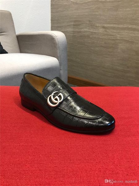 19fw luxury men's dress shoes summer fashion leather men business flat shoes black breathable formal office working shoes madak
19fw luxury men's dress shoes summer fashion leather men business flat shoes black breathable formal office working shoes madak