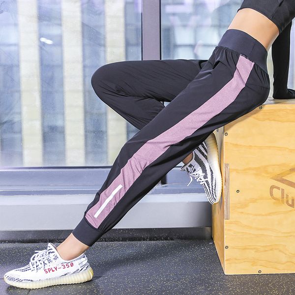 2020 side night reflective workout fitness yoga pants running women loose sportsuit sport wear for female gym pencil harem pants, White;red
2020 side night reflective workout fitness yoga pants running women loose sportsuit sport wear for female gym pencil harem pants, White;red