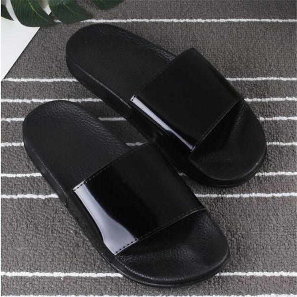 2019 slippers wild autumn and winter models fashion bright suede leather indoor slippers women home, Black
2019 slippers wild autumn and winter models fashion bright suede leather indoor slippers women home, Black