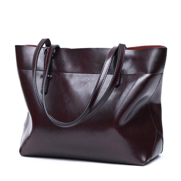 2020 oil wax women's cow leather bag horizontal version of vertical new style women's shoulder bag/ hand bag tote
2020 oil wax women's cow leather bag horizontal version of vertical new style women's shoulder bag/ hand bag tote