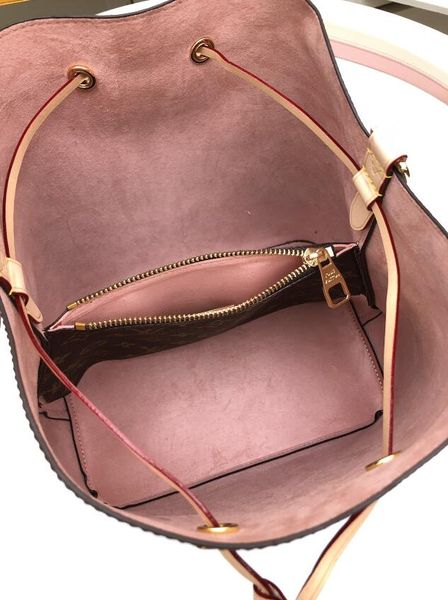 2020 new shoulder bags leather bucket bag women famous bra design handbags cross body
2020 new shoulder bags leather bucket bag women famous bra design handbags cross body