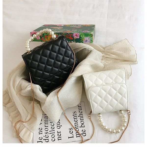 summer vintage pu leather small crossbody bags women travel handbag fashion lock small shoulder messenger female bags 4 colors
summer vintage pu leather small crossbody bags women travel handbag fashion lock small shoulder messenger female bags 4 colors