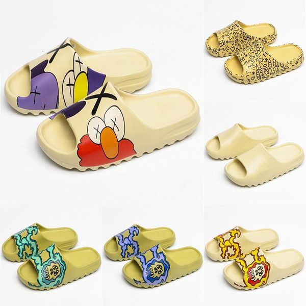 2020 new slide kaws resin slides kanyet west desert sand earth brown bone slippers bread buns men women sandals outdoor flip flops 36-45
2020 new slide kaws resin slides kanyet west desert sand earth brown bone slippers bread buns men women sandals outdoor flip flops 36-45