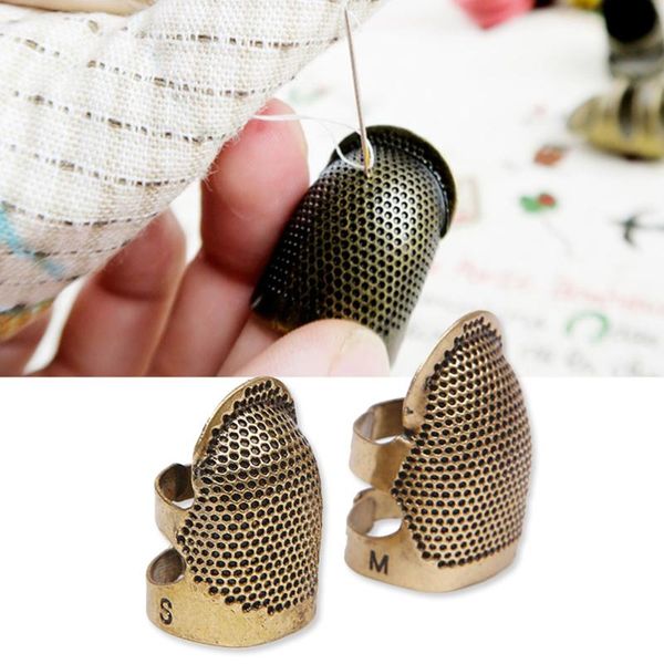 2шт металл швейные наперсток палец протектор старинные швейные иглы pin diy инструмента наперсток вязания, Black
2шт металл швейные наперсток палец протектор старинные швейные иглы pin diy инструмента наперсток вязания, Black