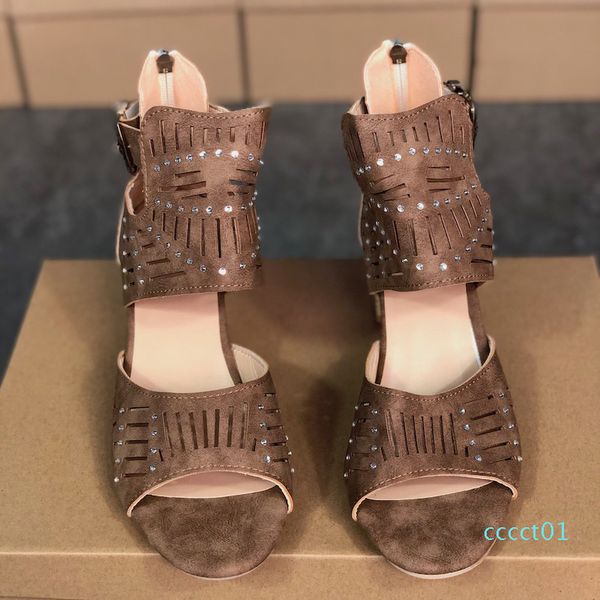 woman classic high heeled sandals coarse heel leather luxury designer suede metal buckle parties occupation sandals size 34-43 ct01, Black
woman classic high heeled sandals coarse heel leather luxury designer suede metal buckle parties occupation sandals size 34-43 ct01, Black