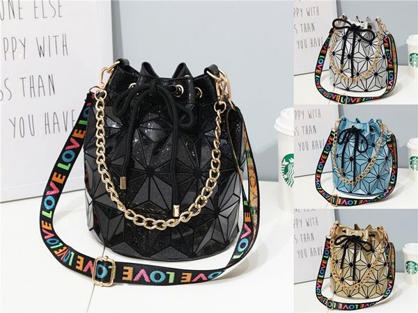 good quality designer female shoulder bag 2020 women famous brands leather crossbody bags for ladies big luxurious retro bag#500
good quality designer female shoulder bag 2020 women famous brands leather crossbody bags for ladies big luxurious retro bag#500