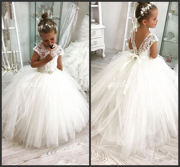2020 white ball gown flower girl dresses weddings jewel backless short sleeve sash beading first communion dress child birthday party gowns, White;blue
2020 white ball gown flower girl dresses weddings jewel backless short sleeve sash beading first communion dress child birthday party gowns, White;blue