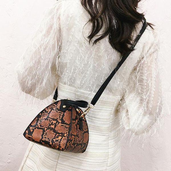 leather handbag mini triangle women snakeskin leather clutch purse shoulder bag ladies ins fashion clutches femme m6
leather handbag mini triangle women snakeskin leather clutch purse shoulder bag ladies ins fashion clutches femme m6