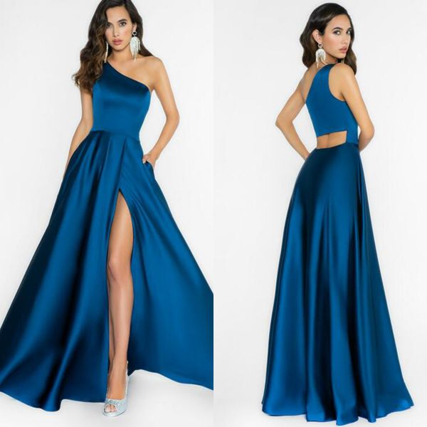 2020 satin evening dresses one shoulder ruffled sleeveless prom gown open back high splits floor length custom made formal party gown, Black;red
2020 satin evening dresses one shoulder ruffled sleeveless prom gown open back high splits floor length custom made formal party gown, Black;red
