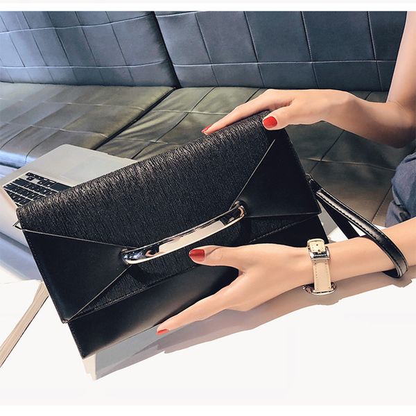 women's bag 2019 new type women's single shoulder bag cross square handbag personality fashion envelope handbag
women's bag 2019 new type women's single shoulder bag cross square handbag personality fashion envelope handbag