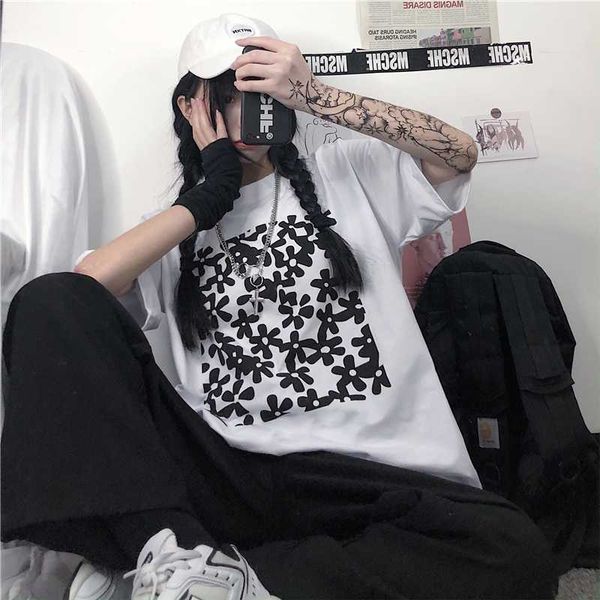 women's t-shirt european and american short-sleeved female summer ins tide half-sleeved korean version of loose printed s, White
women's t-shirt european and american short-sleeved female summer ins tide half-sleeved korean version of loose printed s, White