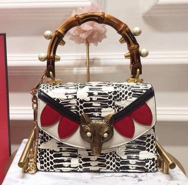wholesale original women design purse,many other brand purse,wallet with fast delivery
wholesale original women design purse,many other brand purse,wallet with fast delivery