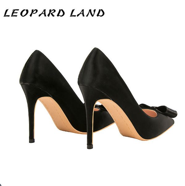 leopard land bow high heel women's shoes spring banquet women's shoes fashion slim show fine high heel suede pointed zwm, Black
leopard land bow high heel women's shoes spring banquet women's shoes fashion slim show fine high heel suede pointed zwm, Black