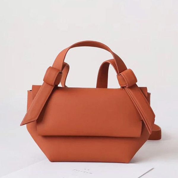 charm2019 leather genuine concise single shoulder portable believe occlusive wrap mini- messenger bow small square package woman mini
charm2019 leather genuine concise single shoulder portable believe occlusive wrap mini- messenger bow small square package woman mini