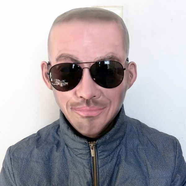 2020 halloween party cosplay famous man david beckham face mask latex party real human face mask cool realistic mask
2020 halloween party cosplay famous man david beckham face mask latex party real human face mask cool realistic mask