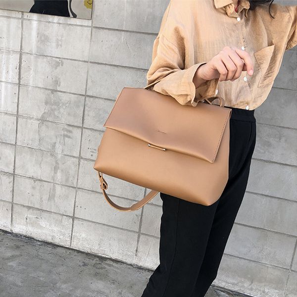 causal totes bags women large capacity handbags women pu shoulder messenger bag female retro daily totes lady elegant handbags
causal totes bags women large capacity handbags women pu shoulder messenger bag female retro daily totes lady elegant handbags