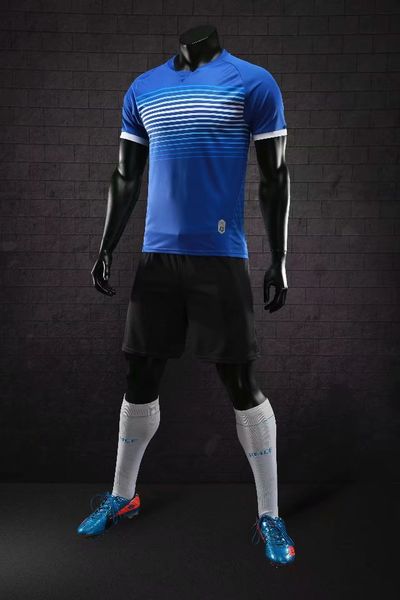 2019 men training football sets with shorts uniforms reversible football jerseys for that home and away look kits sports b21-08, Black;red
2019 men training football sets with shorts uniforms reversible football jerseys for that home and away look kits sports b21-08, Black;red