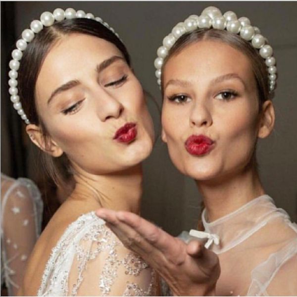 new vintage imitation pearls hairband for women elegant headband hair holder headwear wedding party hair hoop hair accessories, Black;brown
new vintage imitation pearls hairband for women elegant headband hair holder headwear wedding party hair hoop hair accessories, Black;brown