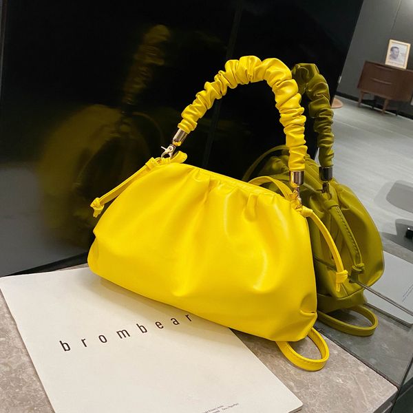 new french design fashion handbag & elegant shoulder bag messenger bag width 25cm height 16cm thickness 13cm
new french design fashion handbag & elegant shoulder bag messenger bag width 25cm height 16cm thickness 13cm