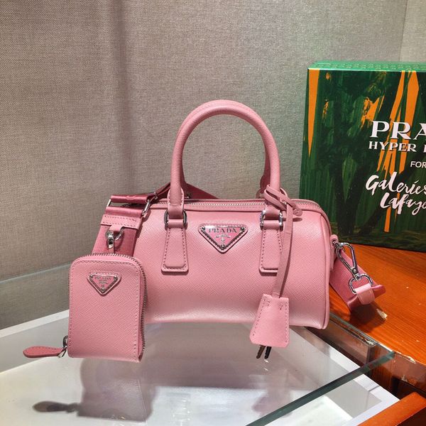new women's one-shoulder bag 7a high-end custom quality diagonal cross bag fashion style silver metal accessories with long shoulder st
new women's one-shoulder bag 7a high-end custom quality diagonal cross bag fashion style silver metal accessories with long shoulder st