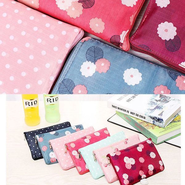 2019 cool grocery storage handbag foldable floral key chain tote pouch reusable shopping bag
2019 cool grocery storage handbag foldable floral key chain tote pouch reusable shopping bag