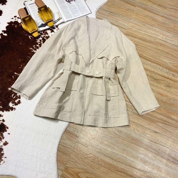 2019 new ladies fashion long-sleeved lapel solid color loose blazer 0807, Black;brown
2019 new ladies fashion long-sleeved lapel solid color loose blazer 0807, Black;brown