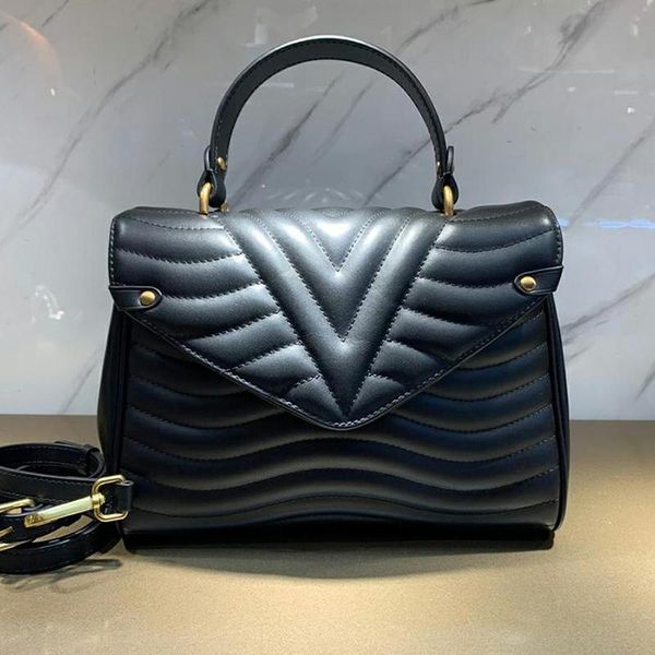selling candy bag new wave handle shoulder bag messenger bags women's crossbody bag genuine leather handbag with original box b025, Black 
selling candy bag new wave handle shoulder bag messenger bags women's crossbody bag genuine leather handbag with original box b025, Black