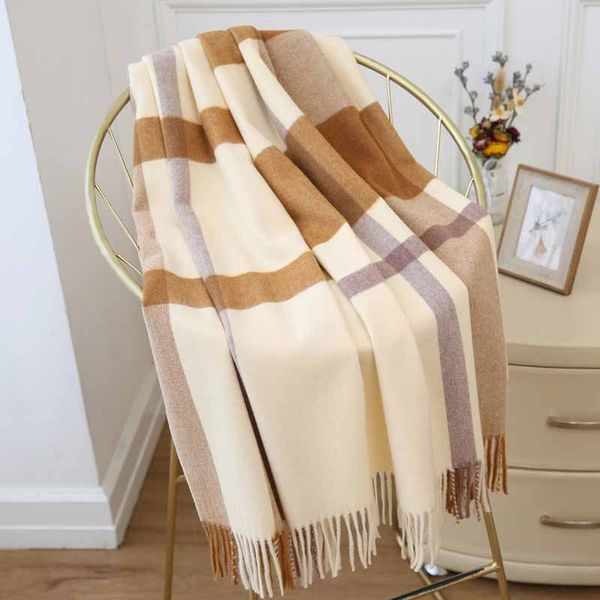 japanese small fresh plaid scarves korean fashion winter long section of wild soft sister student literary shawl winter scarf, Blue;gray
japanese small fresh plaid scarves korean fashion winter long section of wild soft sister student literary shawl winter scarf, Blue;gray