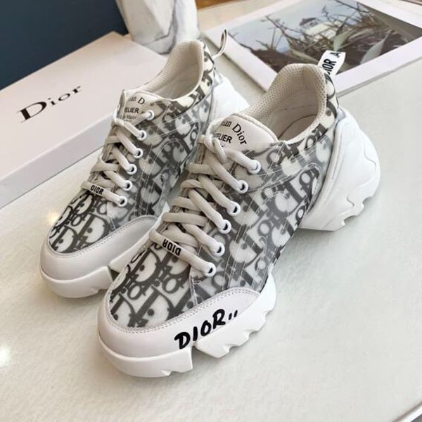 women's trainer shoes 2020 new fashion luxury women sneakers leisure low-platform shoes letter canvas men's tennis outdoor shoes l
women's trainer shoes 2020 new fashion luxury women sneakers leisure low-platform shoes letter canvas men's tennis outdoor shoes l