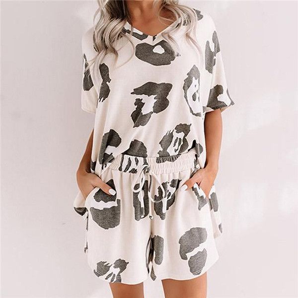 floral women underwear sleepwear bath casual suits v neck womens sleepwear sets short sleeve t-shirt and shorts 2 pieces set, Black;red
floral women underwear sleepwear bath casual suits v neck womens sleepwear sets short sleeve t-shirt and shorts 2 pieces set, Black;red