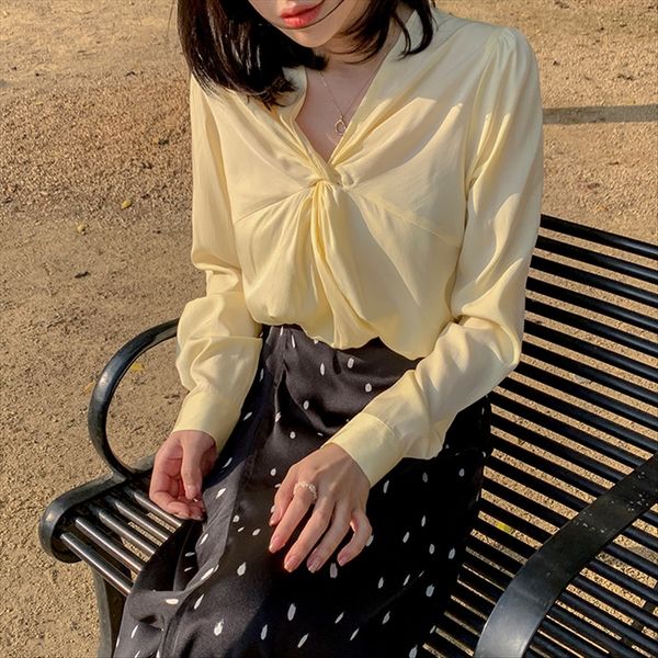 chaoye2020 season v-neck cardigan 's long sleeve slim pullover shirt 50127 chaoye2020 season v-neck cardigan women 's long sleeve, White
chaoye2020 season v-neck cardigan 's long sleeve slim pullover shirt 50127 chaoye2020 season v-neck cardigan women 's long sleeve, White