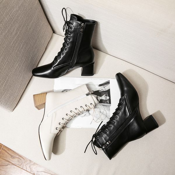soft sheepskin boots 2019 with latest fashion square short boots woman genuine leather non-slip, Black
soft sheepskin boots 2019 with latest fashion square short boots woman genuine leather non-slip, Black