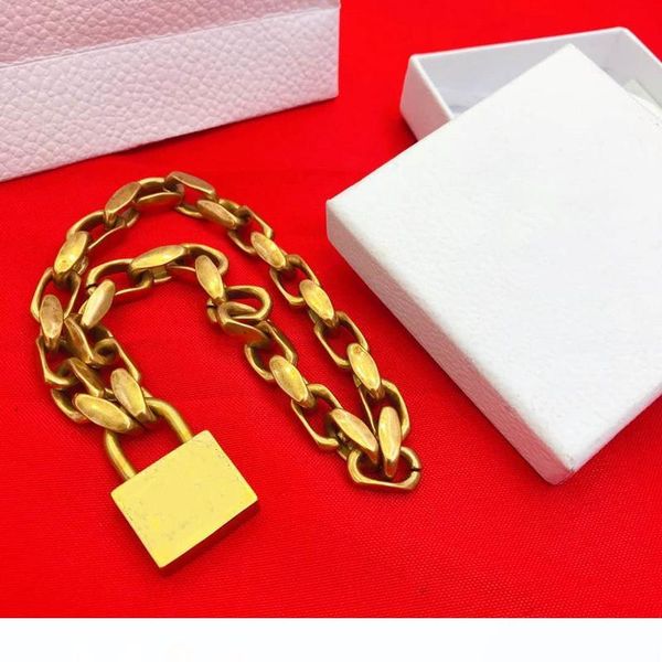 новая европа и америка hotsale женщин ожерелье позолоченные ожерелье замок подвеска для девочек женщин для венчания партии славного подарка, Silver
новая европа и америка hotsale женщин ожерелье позолоченные ожерелье замок подвеска для девочек женщин для венчания партии славного подарка, Silver