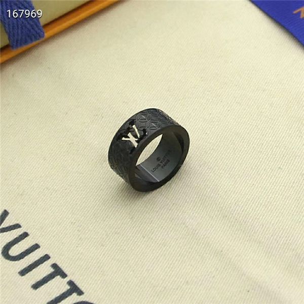 new 2020 fashion luxurious hollow designer carving ring l̴v stamp ring for women men jewelry wedding with box 558, Silver
new 2020 fashion luxurious hollow designer carving ring l̴v stamp ring for women men jewelry wedding with box 558, Silver