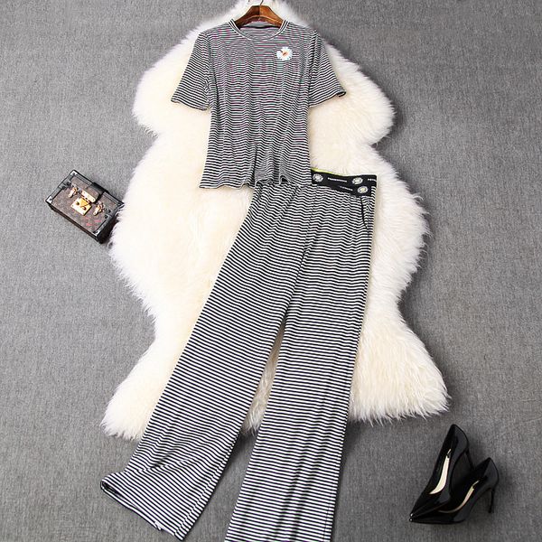 women's striped sports suit casual tracksuit t shirt+wide leg pants two piece set and pant clothes matching set, White
women's striped sports suit casual tracksuit t shirt+wide leg pants two piece set and pant clothes matching set, White