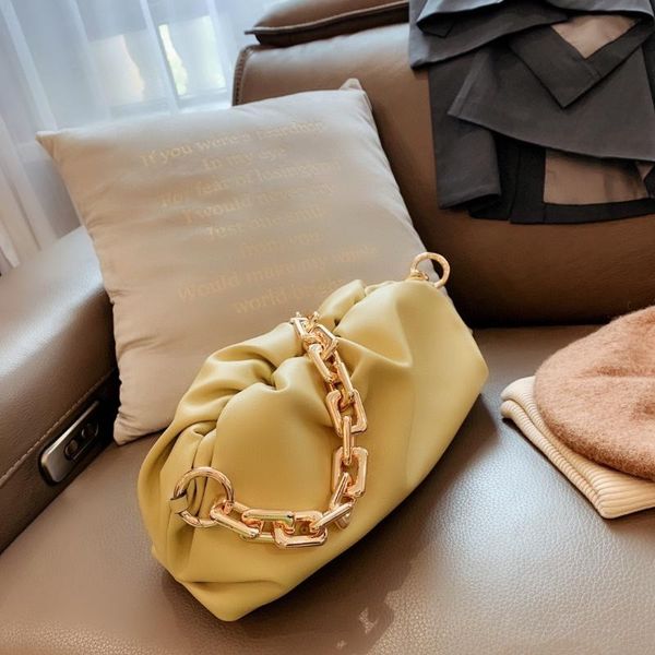 2020 women fashion large shoulder bag crossbody bag genuine leather purse big chain clutch
2020 women fashion large shoulder bag crossbody bag genuine leather purse big chain clutch