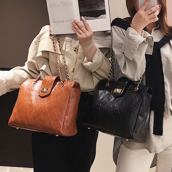 2019 fashion casual bag women bags girl small handbag lock catch pu soft cross body shoulder bags totes big pure color a2052
2019 fashion casual bag women bags girl small handbag lock catch pu soft cross body shoulder bags totes big pure color a2052