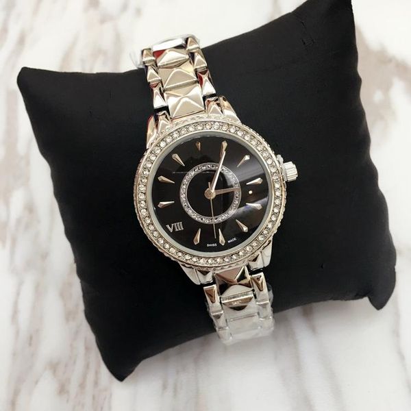 luxury women watch lady noble female quartz steel bracelet chain rose dress watch with diamond japan movement wholesale price, Slivery;brown
luxury women watch lady noble female quartz steel bracelet chain rose dress watch with diamond japan movement wholesale price, Slivery;brown